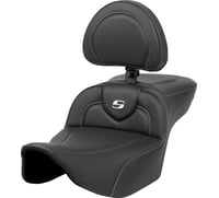 Saddlemen Roadsofa™ Extended Reach Seat - Carbon Fiber - Silver Stitch/Silver Logo - w/ Backrest - FL '23-'24