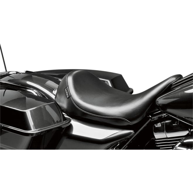 Le pera Silhouette Solo Seat - Smooth - Black - FL '08-'23 Le pera Silhouette Solo Seat - Smooth - Black - FL '08-'23