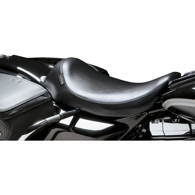 Le pera Silhouette Solo Seat - Smooth - Black - FLH '02-'07 Le pera Silhouette Solo Seat - Smooth - Black - FLH '02-'07